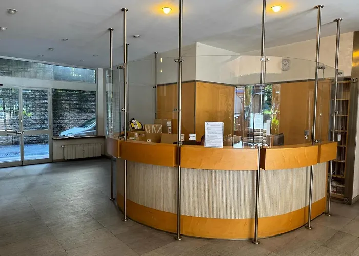 Collina Fleming 32 Apartment *